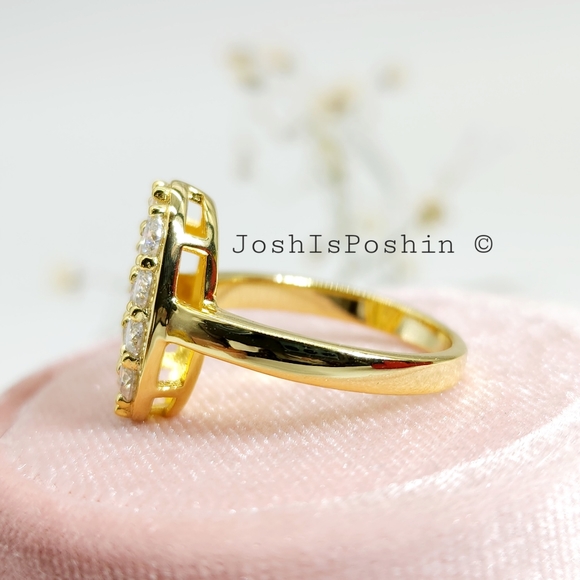 1.3CT Oval shape pave set moissanite ring in sterling silver - Picture 8 of 12